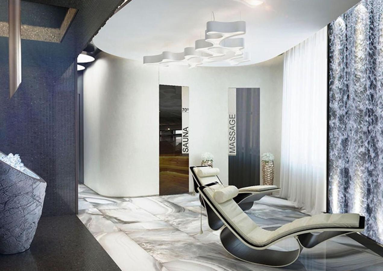 Royal Tower Luxurious Smart Residence Kiev Buitenkant foto